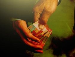 Di Duga Pungli Berjemaah Bedah Rumah kelurahan Beruge Ilir di Back Up Oknum kecamatan Pendopo