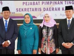 Syah Afandin Terima Penghargaan Nasional ‘Dewi Sartika Award’ dari Kemendikbud