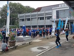 Ribuan Masyarakat Antusias meriahkan acara Jalan Sehat dan Senam Massal KNPI
