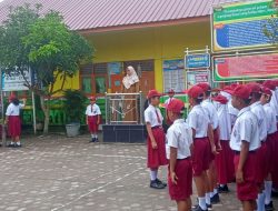 SD Negeri 050662 Perdamaian Laksanakan Upacara Bendera