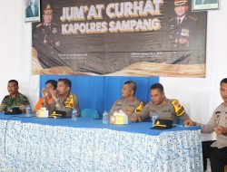 Kapolres Sampang Dukung Program Kades Pacangga’an Selamatkan Generasi Muda Dari Bahaya Narkoba Saat Jum’at Curhat