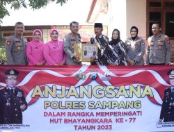 Menyambut Hari Bhayangkara Ke-77, Kapolres Sampang Laksanakan Anjangsana Dan Santunan Anak Yatim