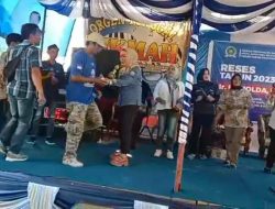 Reses Holda Anggota DPRD Provinsi Sumsel di Empat Lawang, Warga Disawer Uang Lima Ribuan