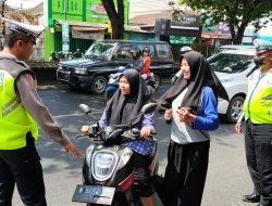 Satlantas Polres Malang Gencar Imbau Keselamatan dan Lakukan Patroli di Daerah Rawan Laka Lantas