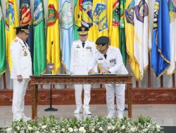Mendagri Resmi Lantik Pj. Gubernur Sumsel dan Kaltim