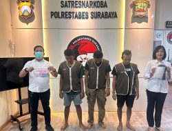 Polisi Tangkap Tiga Pengedar Narkoba di Surabaya 5 Paket Sabu Diamankan