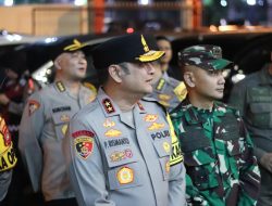 Kapolda Kalbar Laksanakan Patroli dan Peninjauan Pada Malam Natal 2023, Pastikan Situasi Kamtibmas Kalbar Kondusif