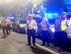 TENGAH MALAM 3 POLSEK KOMPAK KONSISTEN SISIR JALAN RAWAN KEJAHATAN DAN TAWURAN