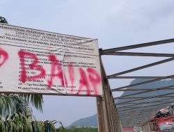 Waduh,,Kok Ada Pak Ogah di Tengah Jalan,Pekerjaan Proyek APBN Preservasi Jalan Tayan Aut Kuning