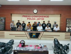 Unit Jatanras Polda Jawa Timur Ringkus 4 pelaku pencuri Kalung Beserta liontinnya