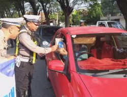 Operasi Keselamatan Semeru 2024, Satlantas Polres Pasuruan Sosialisasi Kepada Pengguna Jalan Raya