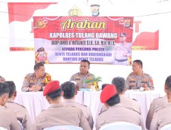 Kunker Perdana Ke Polsek Dente Teladas, AKBP James Berikan Motivasi Kepada Personel