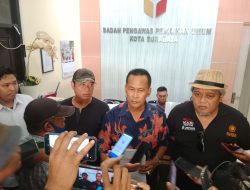 Ketua Maki Dampingi Edi Sucipto laporkan kecurangan pemilu di bawaslu