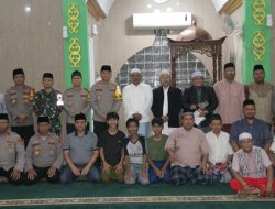 Kapolres Metro Jakarta Barat Gelar Safari Ramadhan, Sahur Bersama dan Shubuh Keliling di Masjid Nurul Huda