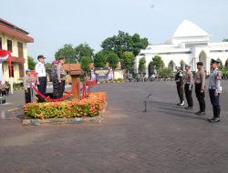 Jamin Mudik Hari Raya Aman, Kapolres Pasuruan Pimpin Apel Gelar Pasukan Ops Ketupat 2024