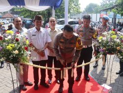 Tingkatkan Pelayanan Publik, Kapolres Pasuruan Resmikan Samsat Smart Thru