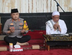 *Tingkatkan Ketaqwaan Anggota Polri, Kapolres Pasuruan Gelar Binrohtal Dan Santunan Anak Yatim