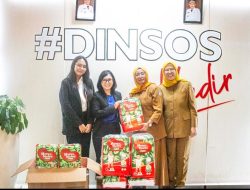 Vasa Hotel Surabaya Kolaborasi dengan Dinas Sosial, Bagikan Popok Bayi untuk Keluarga Kurang Mampu