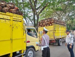 Satlantas Polres Tulang Bawang Gelar Razia Gabungan di Jalintim Tugu Garuda, AKP Khoirul: 50 Pelanggar Ditilang