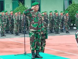 Kasdim 0210/TU Pimpin Upacara Mingguan Pada Upacara 17an.