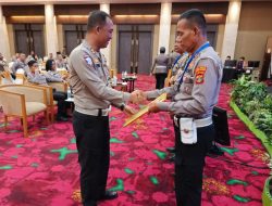 Satlantas Polres Tulang Bawang Raih Dua Penghargaan Bergengsi Pada Rakernis Fungsi Lalu Lintas