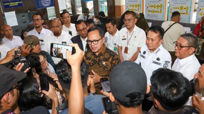 Tinjau Pelayanan Dinas Dukcapil Medan, Wamendagri Bima Apresiasi Capaian Perekaman KTP-el