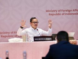 *Wamendagri Bima Arya Ungkap Pentingnya Sinkronisasi Kebijakan untuk Wujudkan Indonesia Emas*