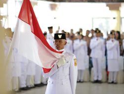 45 Paskibraka Dairi Dikukuhkan, Bupati Vickner Sinaga: Kalian Putra Putri Terbaik, Jalankan Tugas Mulia Ini.