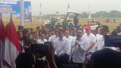 Jaksa Agung, Mentan panen raya program Jaksa Mandiri Pangan di Desa Srimahi