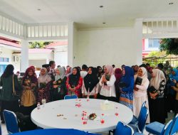 Arjan Priadi Ritonga Laksanakan Makan Bersama Di Rumah Dinas Bersama GURU DAN PENSIUNAN GURU MAN Labuhanbatu
