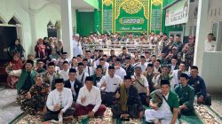 Harlah Satu Abad NU, MWC NU Tambun Selatan Ziarahi Makam KH Abdul Chalim
