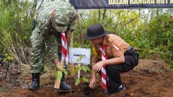 *TNI AD Bersama Forkopimda Taput dan KKRI Bersatu dengan Alam dengan Aksi Tanam Pohon di HUT Kavaleri TNI AD ke-76*