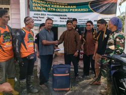 Pujakesuma Lampung Barat Salurkan Bantuan untuk Korban Kebakaran Pasar Liwa