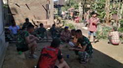 Secangkir Kopi Membawa Canda Tawa Penuh Keakraban Satgas TMMD Ke 129 Kodim 0210/TU Bersama Warga