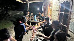 Satgas TMMD Kodim 0210/TU Berbaur Bersama Warga Bersantai dan Bercengkrama Penuh Keakraban 