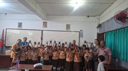 Gideons International dan GAMKI Bekasi Bagikan 1.100 Alkitab kepada Siswa Yayasan Bintang Timur